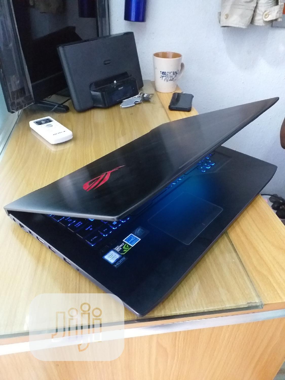 Laptop Asus ROG Strix GL703 16GB Intel Core I7 SSHD (Hybrid) 1.5T