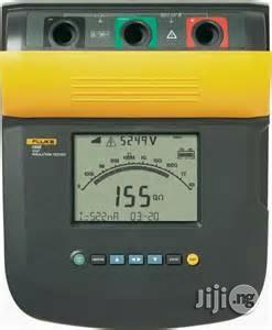 Insulation Testers (Fluke 1555)