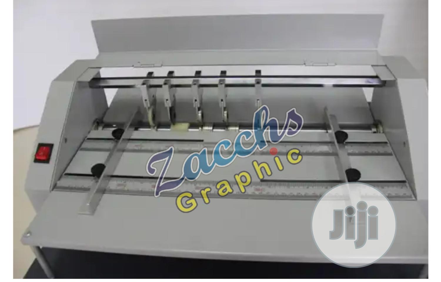 Perforating And Creasing Machine