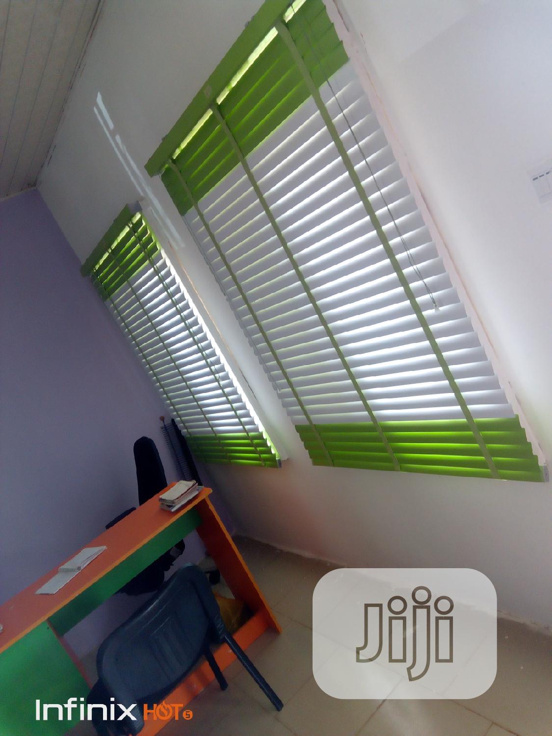 Quality Day And Night Window Blind