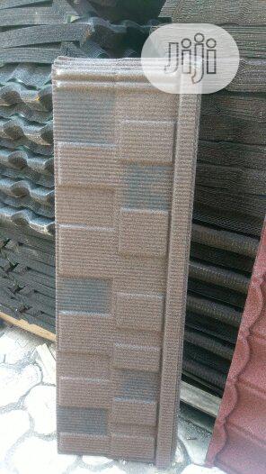 Shingle Great Stone Coated Roofing Material.