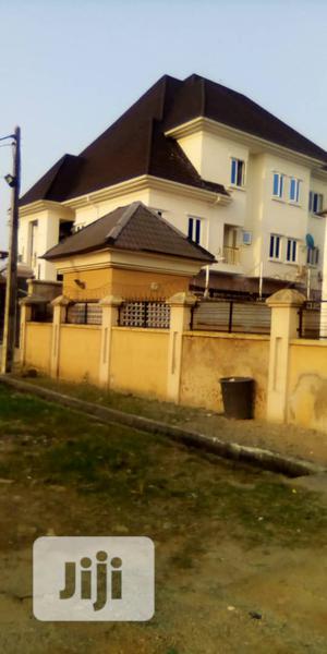 4bdrm Duplex in Amuwo-Odofin for rent