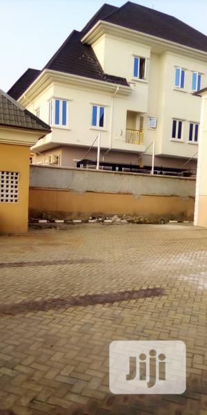 4bdrm Duplex in Amuwo-Odofin for rent