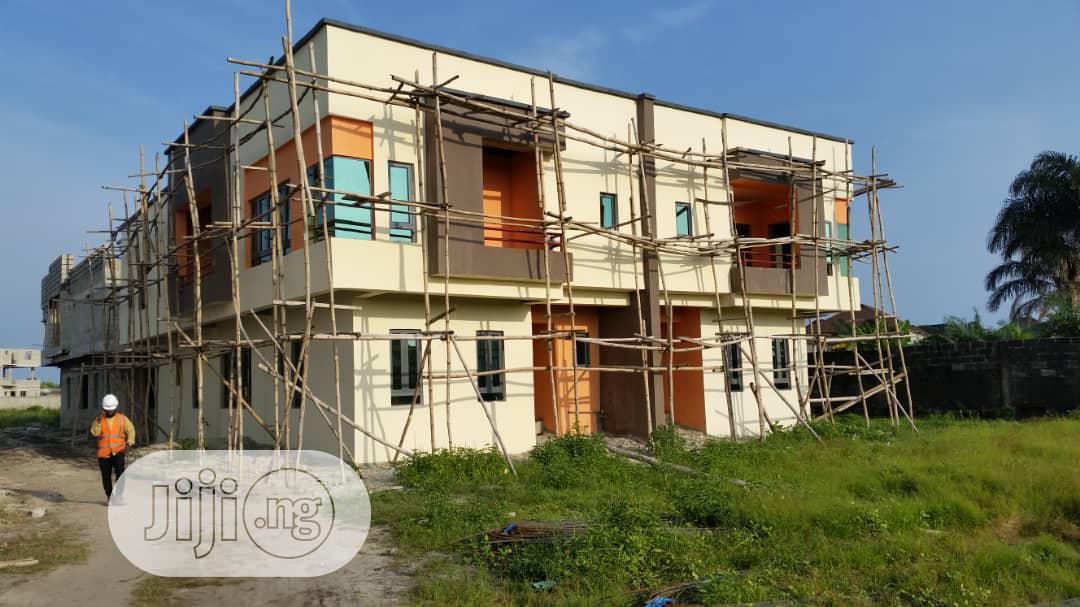 Building Contractor