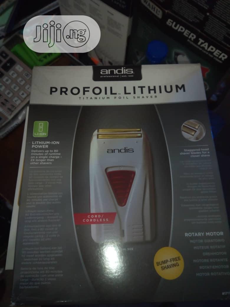 Andis Profoil Lithium Shaver