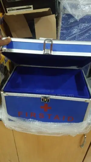 First Classic Aid Box