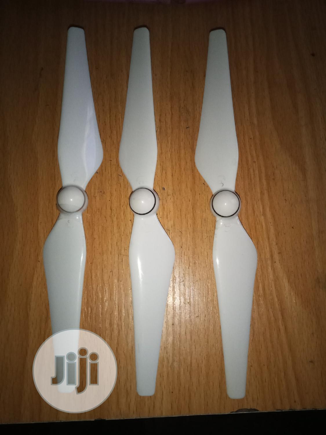 Used DJI Phantom 4 / 4 Pro Propeller(5pcs)