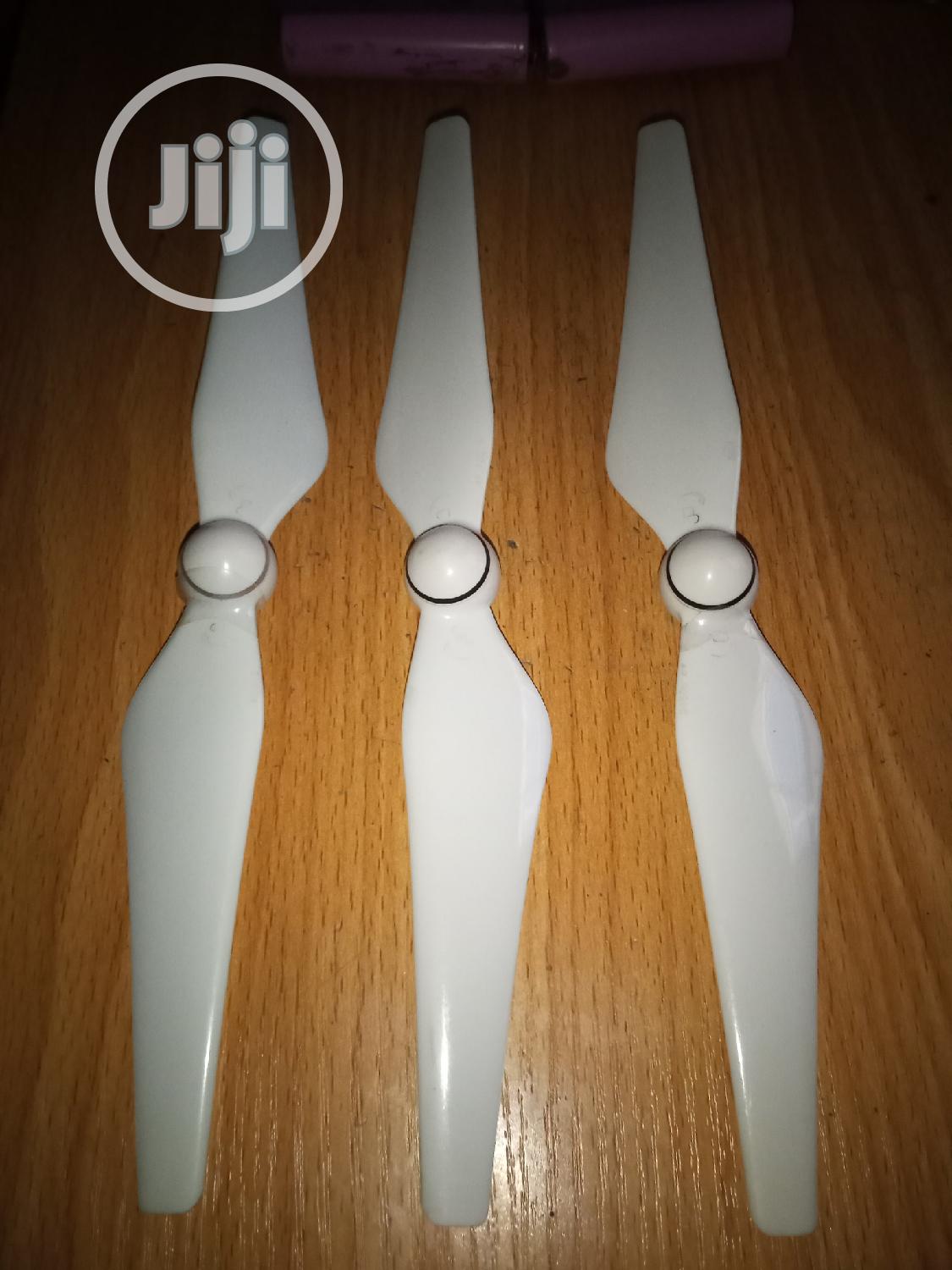 Used DJI Phantom 4 / 4 Pro Propeller(5pcs)