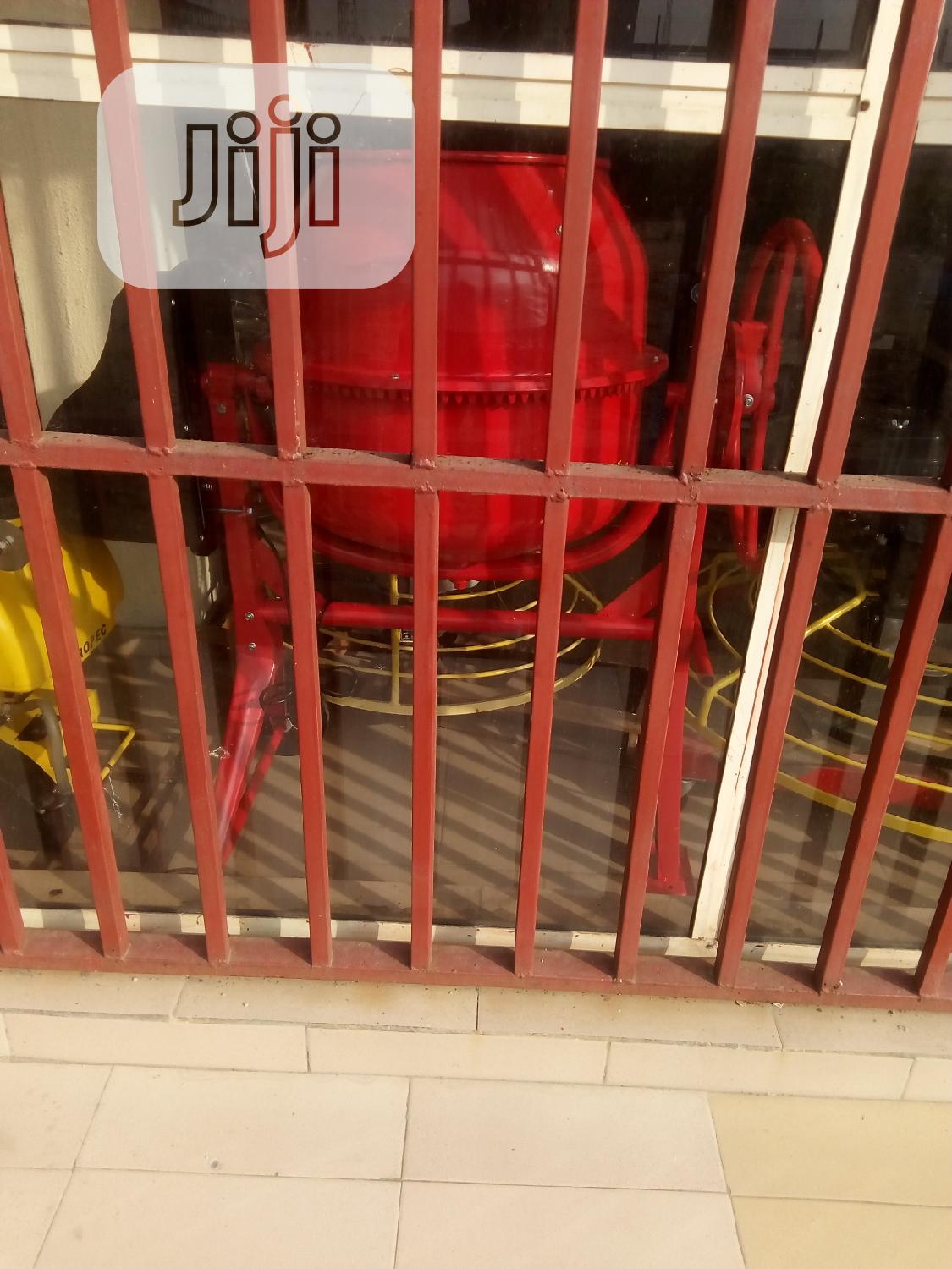 Electric Concrete Mixer in Lagos Island (Eko) Electrical Equipment