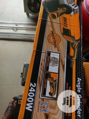 Ingco 9" Angle Grinder 2400w
