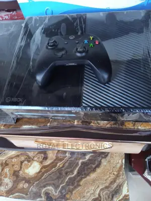 Xbox One With Game Downloaded