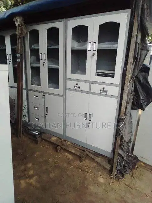 Iro Cabinet