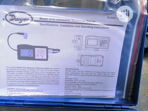 Dwyer UTG Ultrasonic Thickness Gage