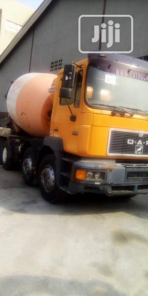 Photo - Mark Mixer and Man Desire Truck for Sale With a Good Prizes