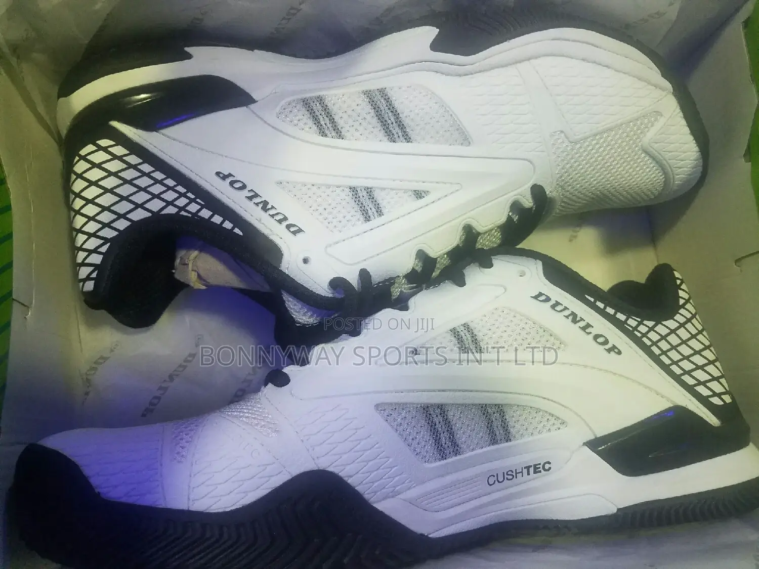 Dunlop Professional Size 44 Lawntennis Canvas