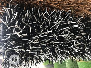Black and White Poly Shaggy 4/6