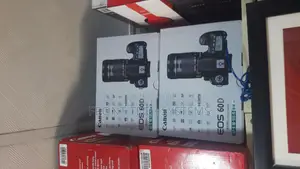 Canon Eos 60d With 18to135mm Lens