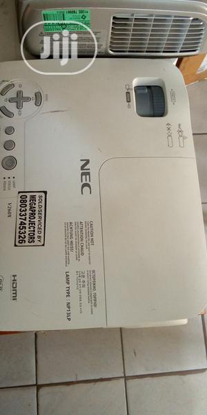 Clean NEC Projector With HDMI