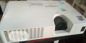 Hitachi Projector