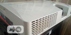 Hitachi Projector