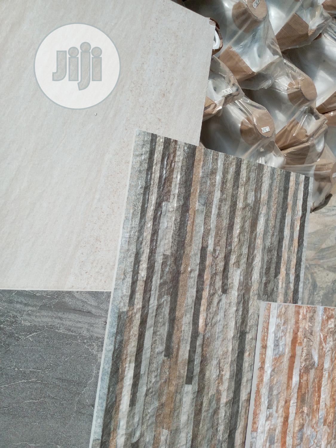 Crack Wall Tiles