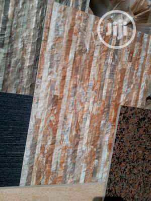 Crack Wall Tiles