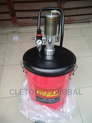 Air Grease Bucket
