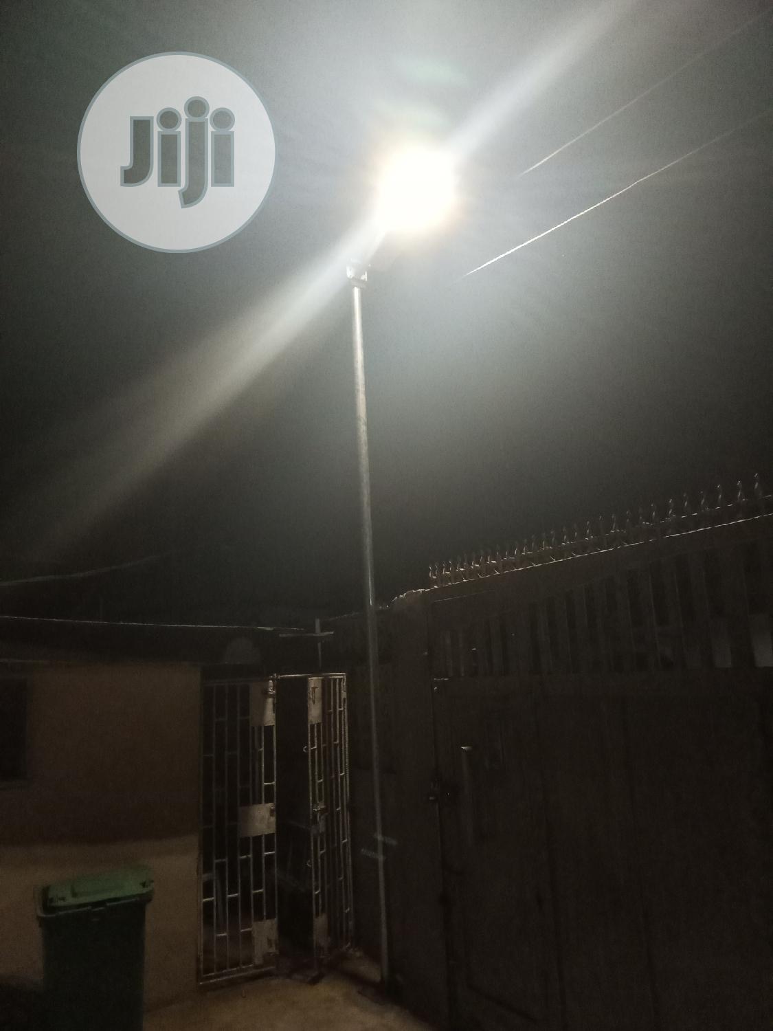 Solar Rechargeable Street Light (8-10hrs Duration)