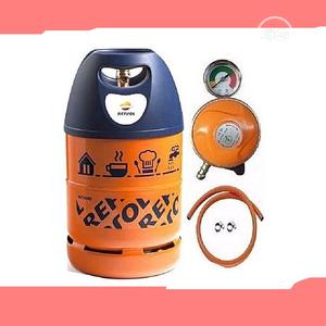Gas Cylinder With Regulator Hose and Clip