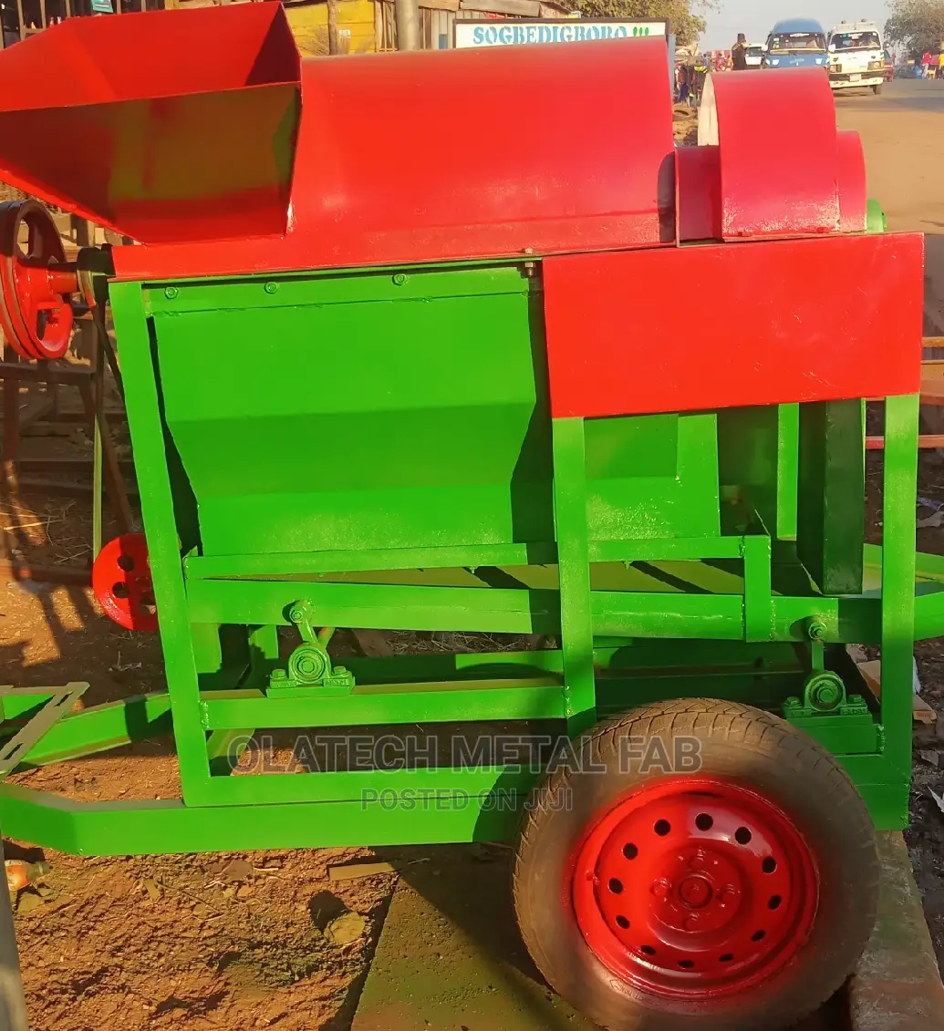 Paddy/Rice Thresher Machine