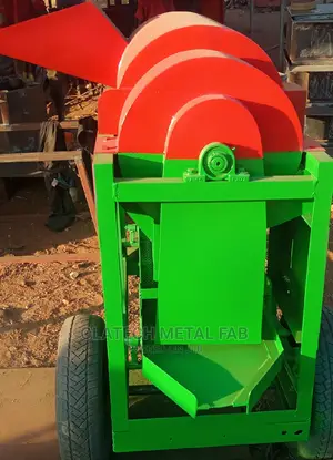 Paddy/Rice Thresher Machine