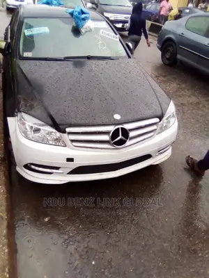 Mercedes Benz 204,2010 ,You Can Upgrade It to 2013,At the Best Price