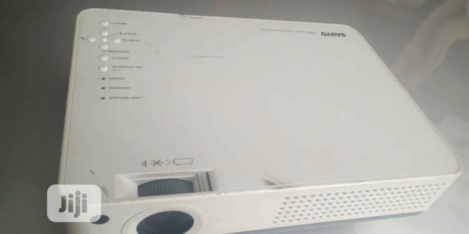 Elegant Sanyo Projector