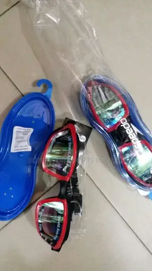 Professional Swimming Goggles