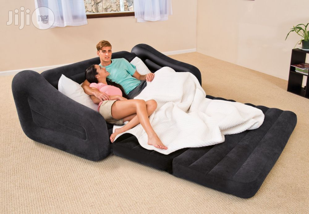 The Intex Pull-out Chair