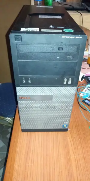 Desktop Computer Dell 8GB Intel Core i7 HDD 500GB