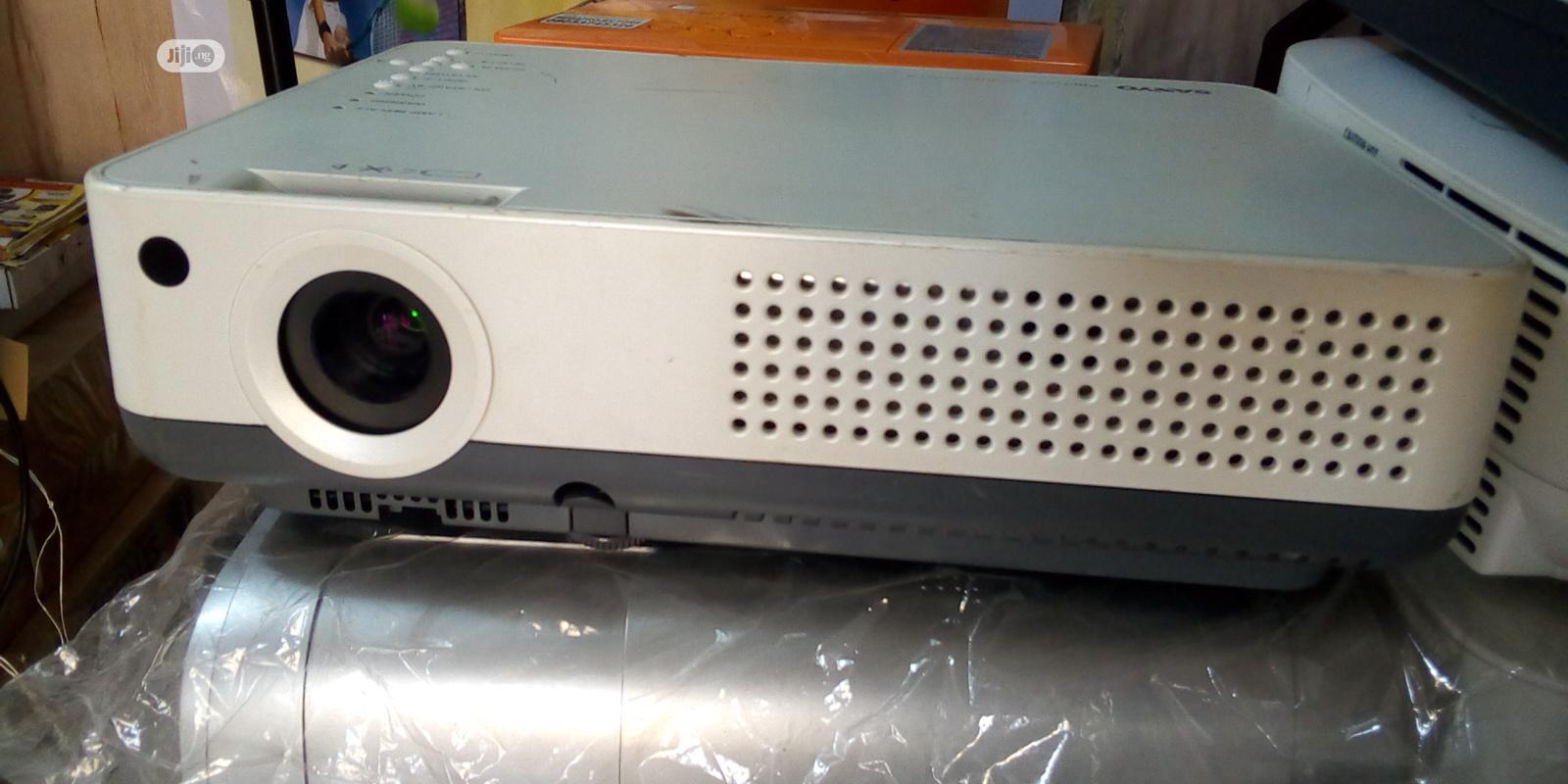 Sanyo Projector