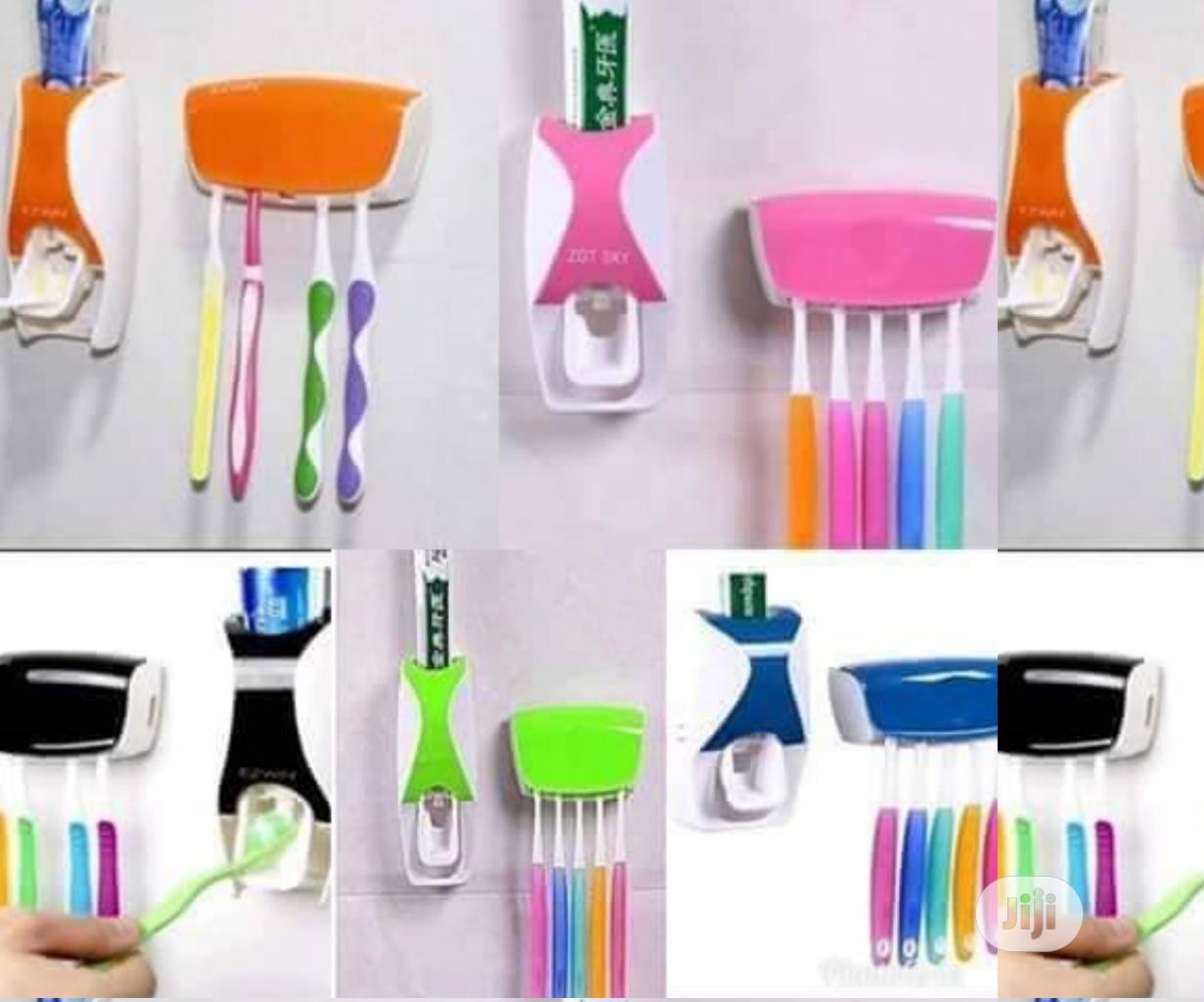 Toothpaste Dispenser (Promo Price)