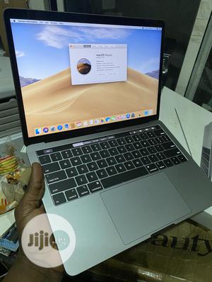 Laptop Apple MacBook Pro 16GB Intel Core I7 1T