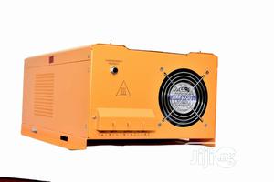 Proton 3kw 24VDC 230VAC 50hz/60hz 60a-MPPT Hybrid Inverter