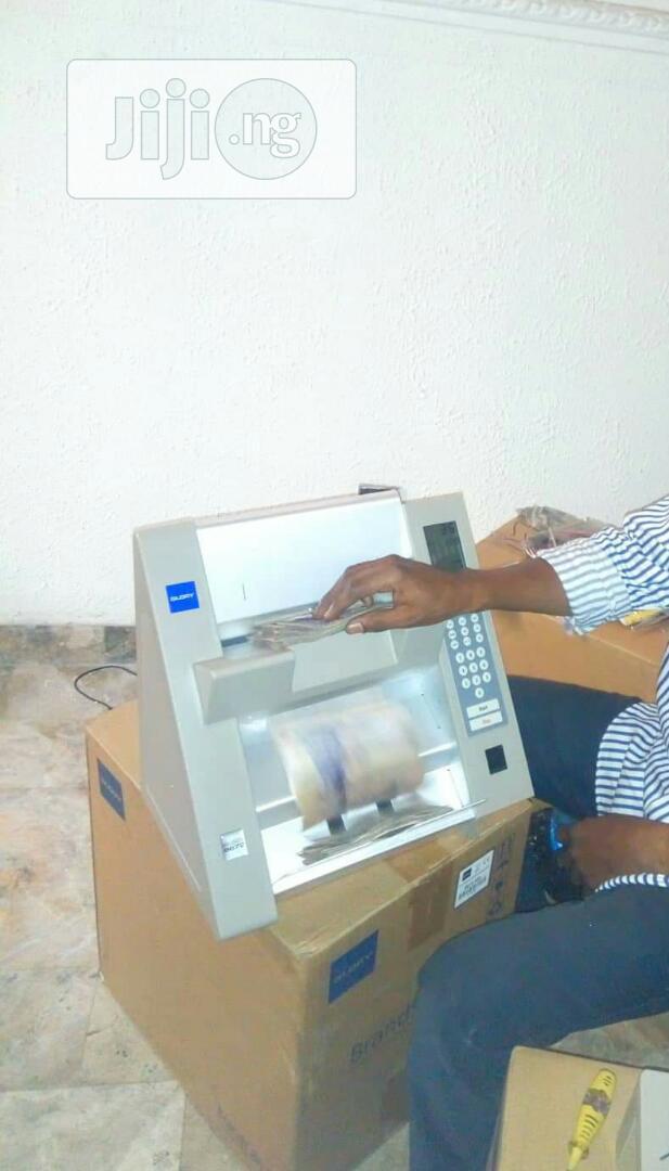 Bill Counting Mechine
