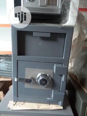 Wall Safe. Fire Proof