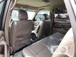 Toyota Sequoia Limited 4dr SUV 4WD (4.7L 8cyl 5A) 2006 Gray