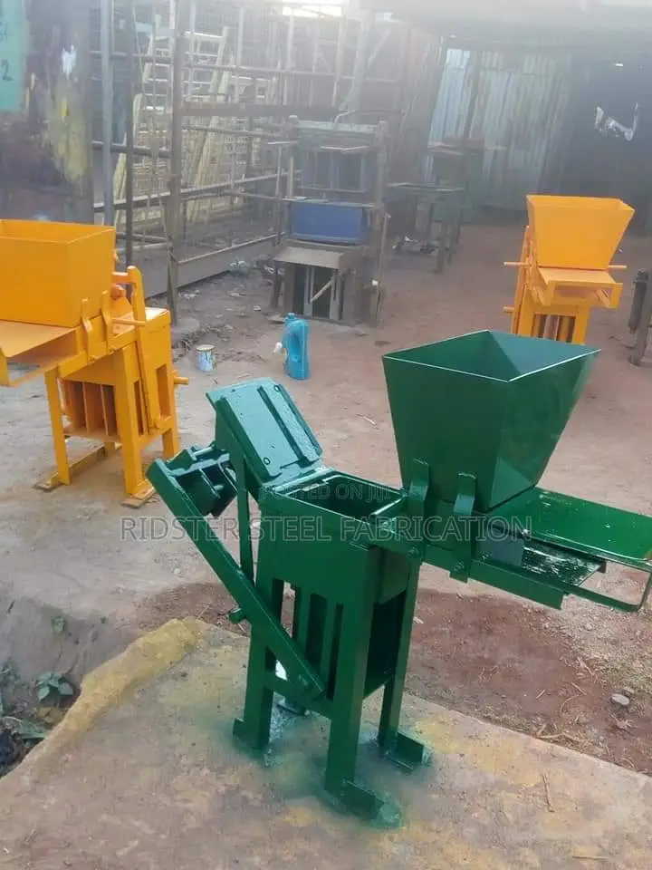 Hydro-Eletric Bricks and Blocks Moulding Machines