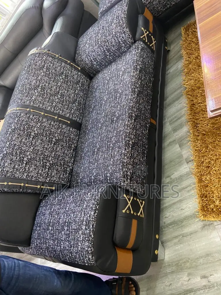Executive Fabric/Leather Chairs