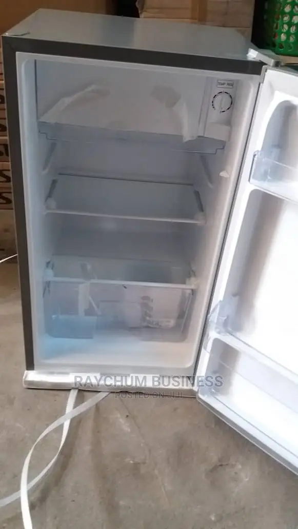 Hisense Table Top Fridge Model 90