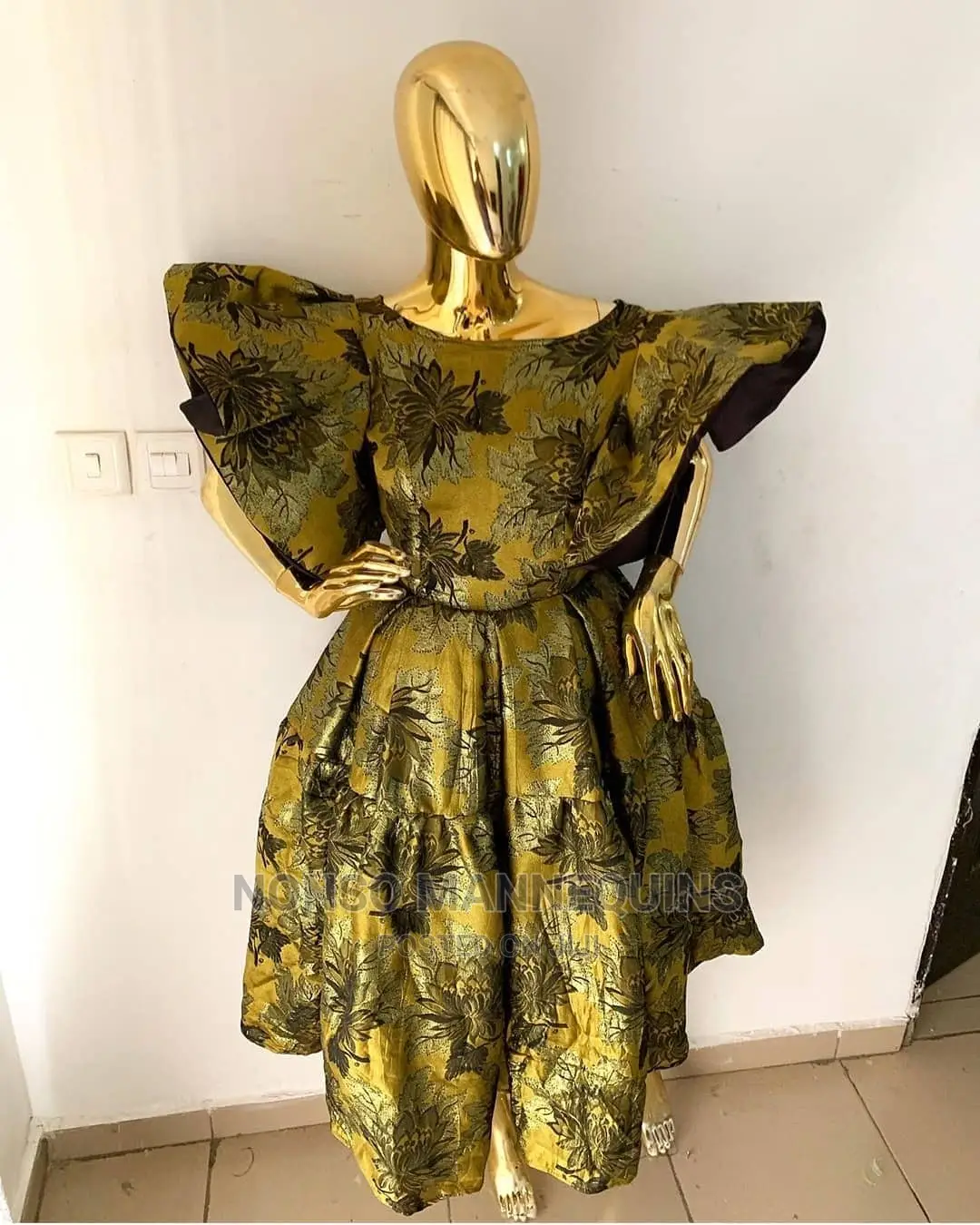 Female Chrome Gold