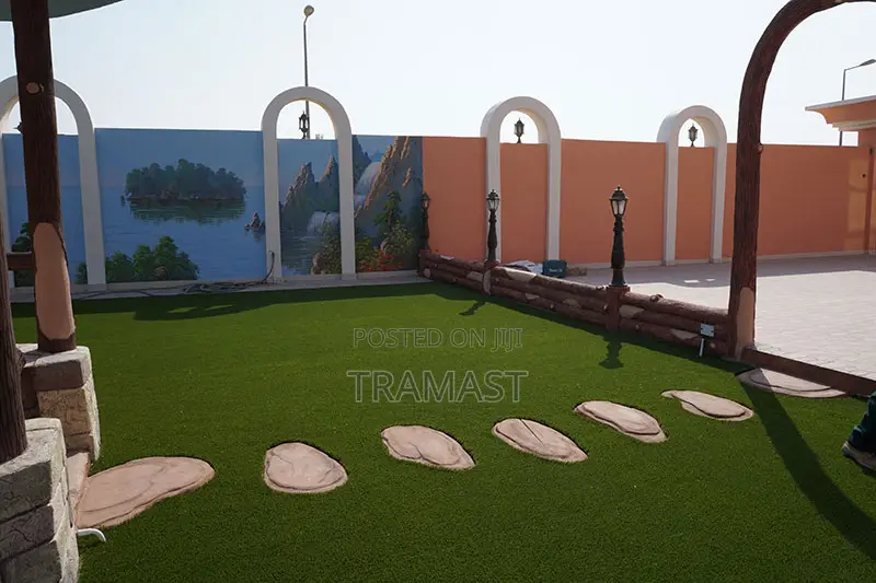 New & Original Artificial Grass Carpet For Home/Garden/Indoor/Outdoor.