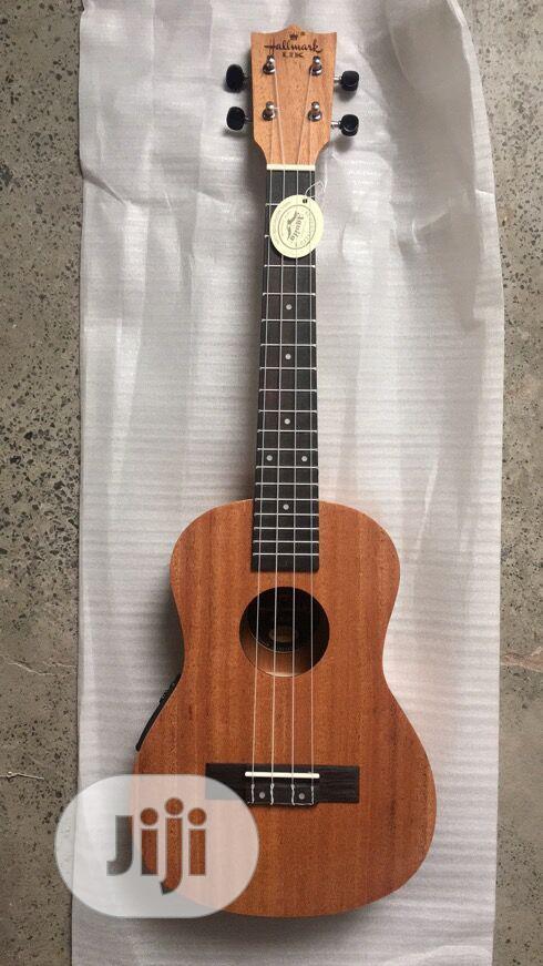 Hallmark-Uk Concert Ukulele Huk30n