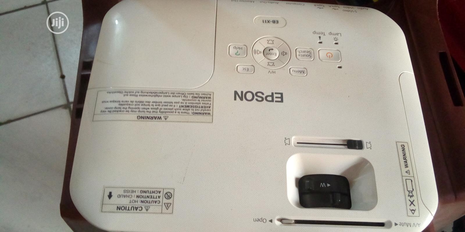 Clean Epson Projector